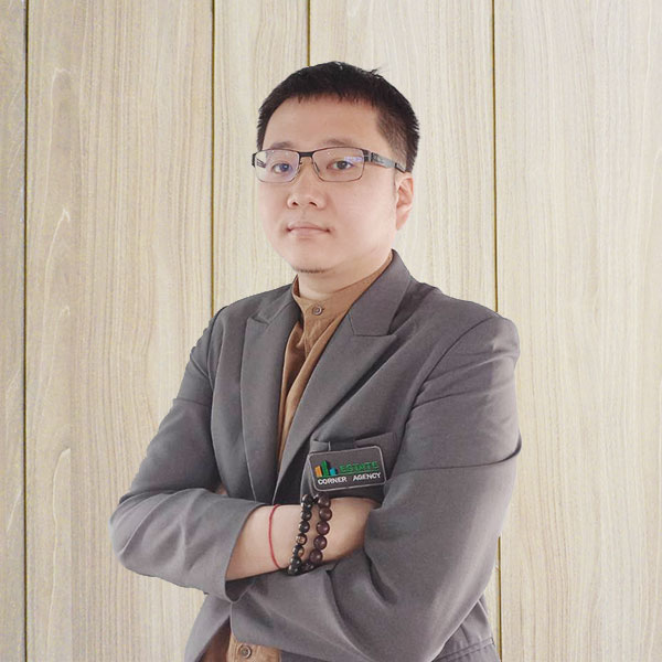 Tharat   charanwattanakit